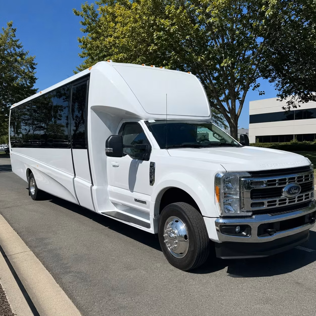 15 passenger minibus
