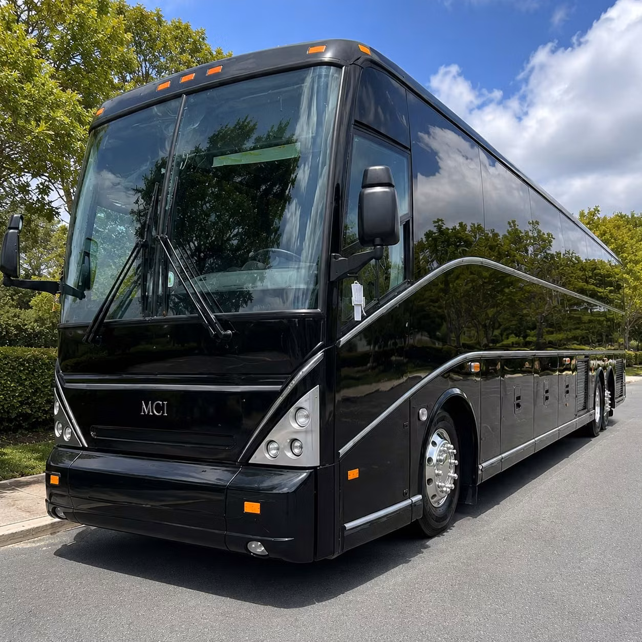 employee shuttle services along the i 880 corridor in san leandro
