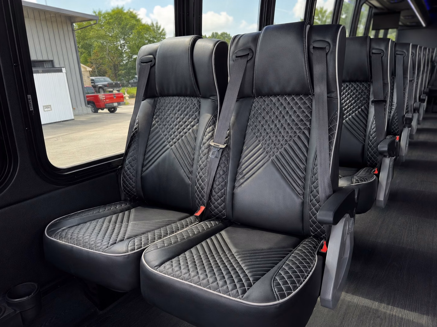 game day bus rentals to oakland and san francisco sports venues